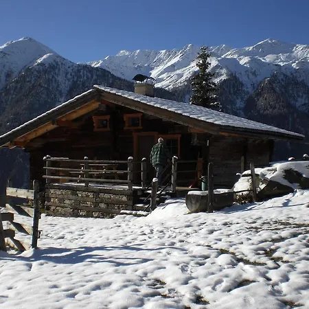 Almhutte Pichler Kasa Heiligenblut am Großglockner